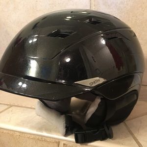 Smith Valence Snowboarding Helmet- women's